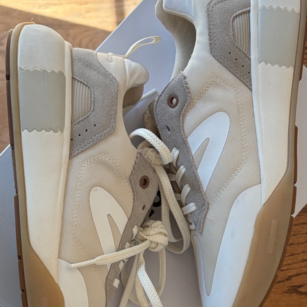 Tretorn Women's Sneakers - Volley - NWT - Picture 4 of 6